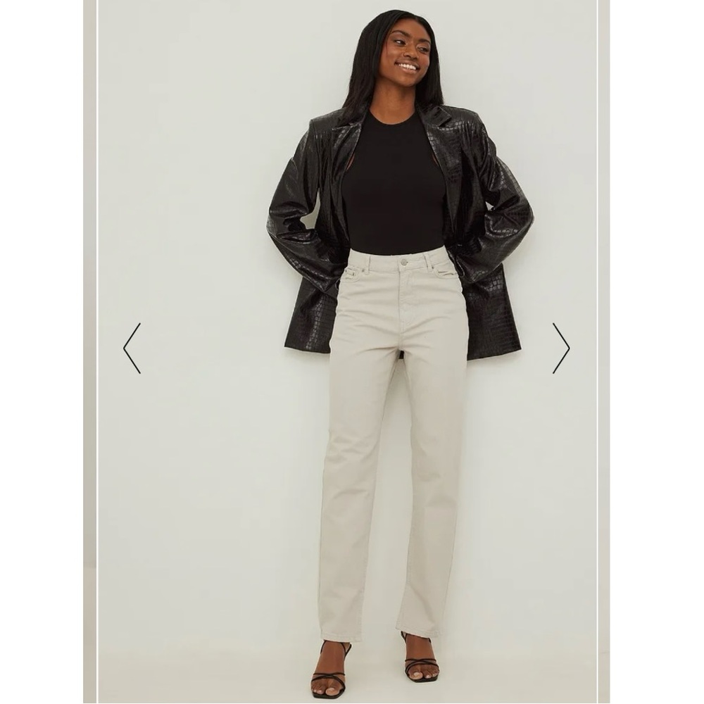 NA-KD Side Slit Straight Leg Denim, Size EU 38/US 8, Offwhite Cream